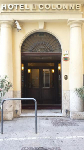 Гостиница Hotel Due Colonne  Кальяри